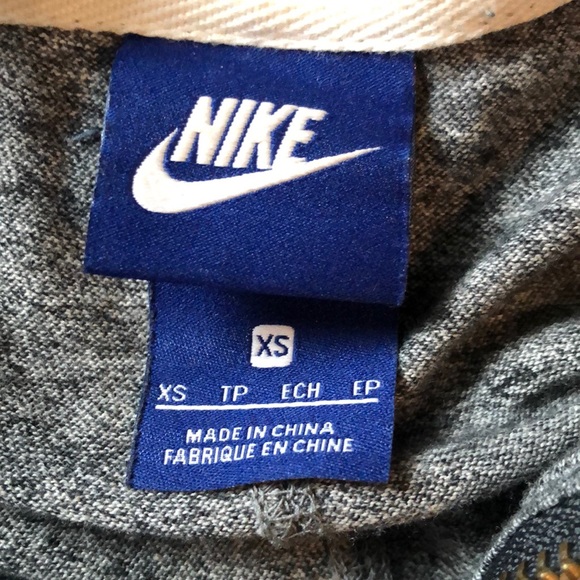 Nike Zip-Up Hoodie - Picture 2 of 4